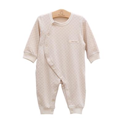 China 100% Organic Cotton Jacquard Star 100% Cotton Baby Clothing Infant Romper With Side Opening for sale