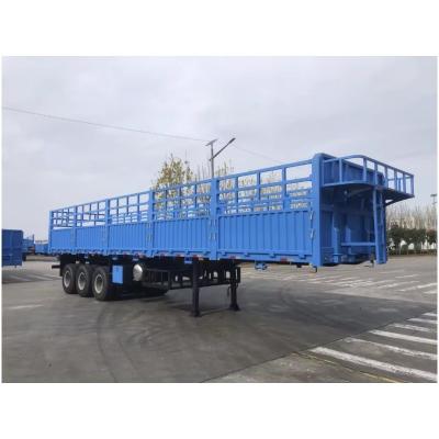 China 12400X2500X3650mm 3 Axles Livestock Fencing Trailer Fence Cargo Truck Semi Trailer for sale