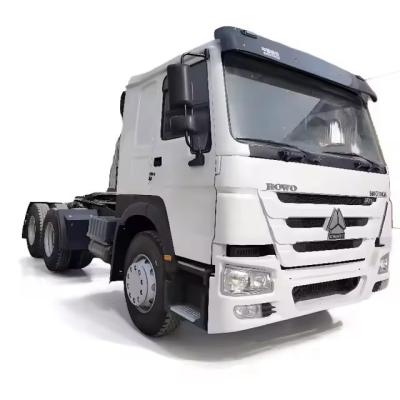 China Handgeschakelde Transmissie Sinotruk HOWO 371hp 6*4 Traktorhoofd Truck met automatisch raam Te koop