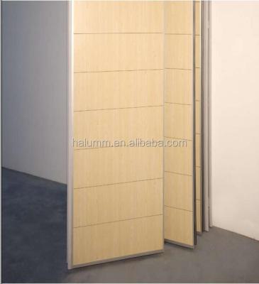 China Folding Aluminum Alloy Partition Sliding Doors Partition Wall Folding Wooden Movable Partition for sale