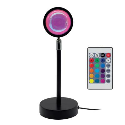 China High Quality 2022 Portable Tik Tok Live Video Sunset Projector Lamp LED Rainbow Sunset Projection Light Night Lamp for sale