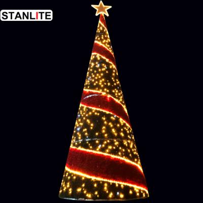 China Lighted Outdoor Commercial Use Large 7 Meters Commercial Decoration Led Christmas Tree Cone Christmas Tree With Light for sale