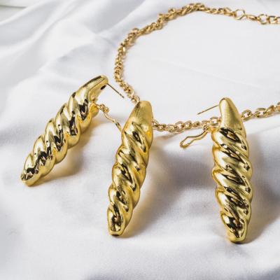 China 2021 TRENDY New Fashion Gold Plated Jewelry Sets For Women Earrings Pendent Style Great For Wedding Party Gift Trendy Sets for sale