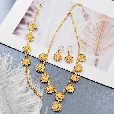 China CLASSIC Popular India Fashion Flower Jewelry For Women With Wedding High Quality 3 Piece Jewelry Set for sale