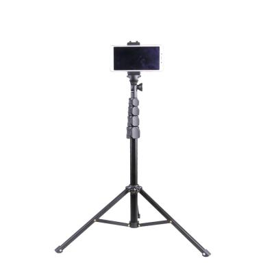 China All-in-one PORTABLE Tripod Stand Mobile Phone 1.38m Selfie Stick Mobile Phone Live Broadcast Stand Tripod for sale