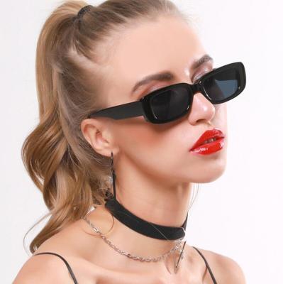 China Fashion Sunglasses 2022 Retro Square Luxury Vintage Men Small Rectangle Travel Glass Sun Shade Glasses Women Women for sale