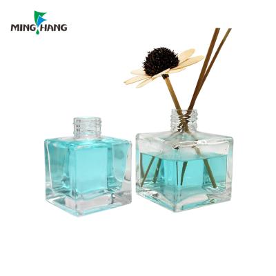 China Recyclable Home Decoration Aroma Reed Diffuzer Bottle Clear Glass Essential Oil Diffuser for sale