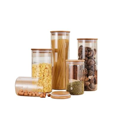 China Folding Empty Wide Mouth Glass Food Storage Jar Kitchen Canister With Bamboo Lid for sale