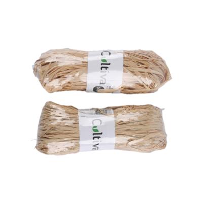 China Factory Price Convenient Natural Raffia DIY Handmade Craft Gift Box Filler Raffia Grass Garden Decor and Graft for sale