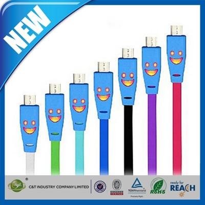 China Luz de indicador lisa da cara do smiley do cabo de USB do telemóvel dos dados do relâmpago para Iphone 6 6 positivos à venda