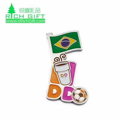 China Unique Design 3D Metal National Flag Brooch Enamel World Cup Logo Souvenir Custom Promotional Badges For Bag for sale