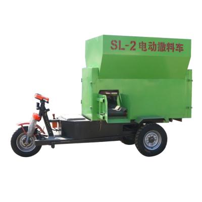 China High Yield High Yield Animal Straw Feed Spreader Electric Fertilizer Applicator for sale