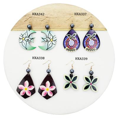 China New Fashion Casual/Sporty Women's Hawaiian Teardrop Soft Colorful Acrylic Flower Pattern Black Pearl Stud Earrings for sale