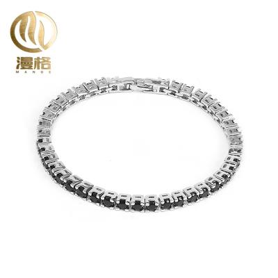 China Manufacturer China Most Reliable Durable Bracelet FASHIONABLE Female Brass Shiny Zircon Bracelet Wholesale Spot for sale