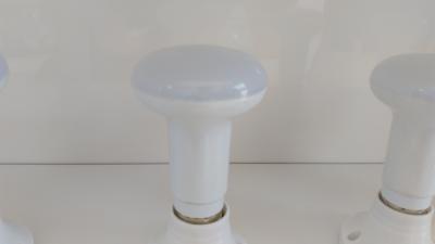 China 7W UFO Shape Energy Saving Led Light Bulbs White E14 LED Lamp for sale