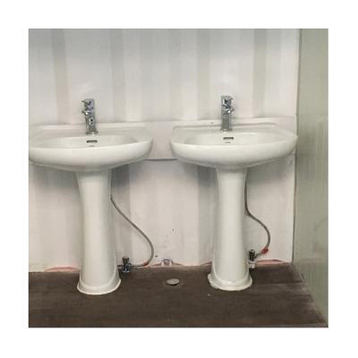 China Good quality movable toliet low cost steel room container house insulated well designed homes for sale