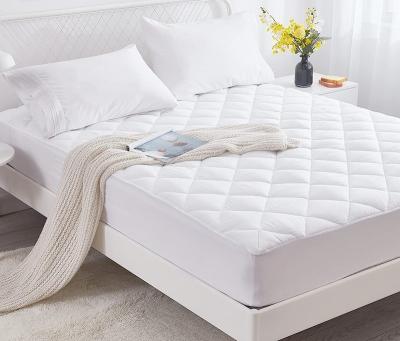 China Soft Quilted Waterproof Mattress Protector Anti-Static for sale