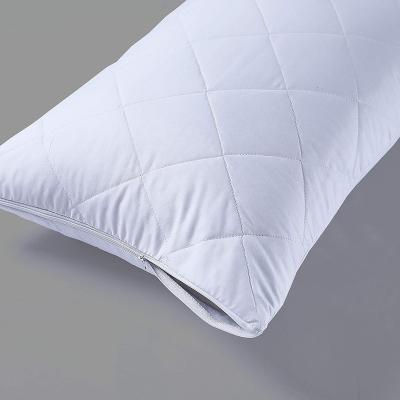 China Soft Quilted Pillow Protector Waterproof Zipper Pillow Cover Anti-Static for sale