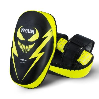 China PU leather design your own professional kick boxing leather pads for sale