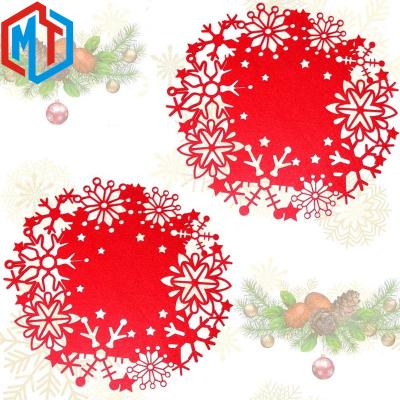 China Sustainable Felt Red Snowflake Place Mat Felt Decoration With Environmentally Friendly Christmas Dinner Mat Polyester Felt Production for sale