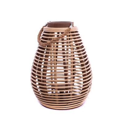 China Hot Selling Morden Europe New Design Natural Bamboo Lantern Hanging Lantern For Home Use for sale