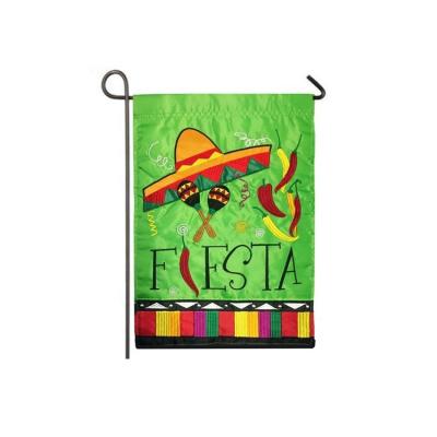 China Hot Sale Sublimation Garden Flag Hanging Decoration 30x45cm Outdoor Garden Flag for sale