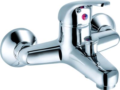 China Contemporary Style Wall Mounted Shower Mixer With Chrome T8021R à venda