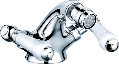 China Modern Chrome Finish Bidet Mixer Taps For Comfortable Bathroom T8353 for sale