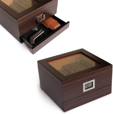 China Modern Luxury Custom Humidor Box Wooden Cigar Sticks Organizer for sale