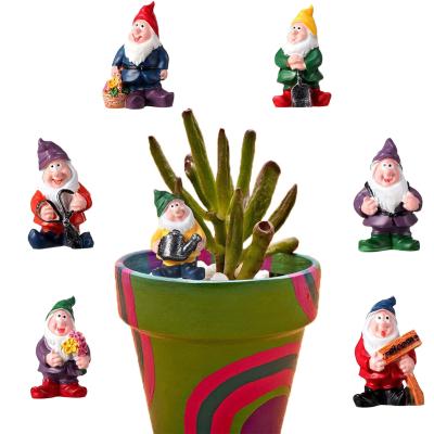 China Wholesale Seven Dwarfs Minimalist Cartoon Mounted Resin Jewelry Landscape Props Resin Garden Decorations for sale