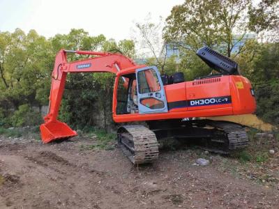 China 29T Doosan DH300LC Used Track Excavator Repossessed Road Digging Machine for sale