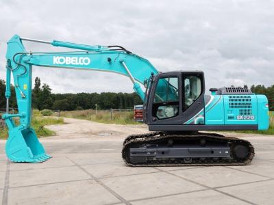 China Turbocharged Hydraulic Secondhand Kobelco SK220 Excavator Digger 22900KG for sale