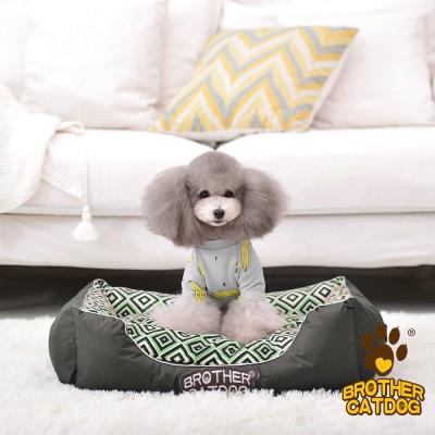 China Travel Wholesale OEM Foldable Luxury Sofa Dog Bed Large for sale