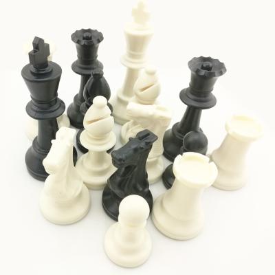 China Customized 3.75inch chess pieces set for outdoor games for sale