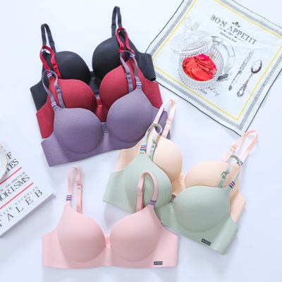 China New Girl One-Piece One-Piece Push Up Women's Bra Thin Breathable Seamless Bra Suitable For Small Breasts for sale