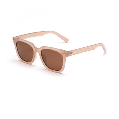 China Custom square rivet sunglasses 2022 fashion new retro polarized hot sale UV resistant sunglasses 100% glass men and women for sale