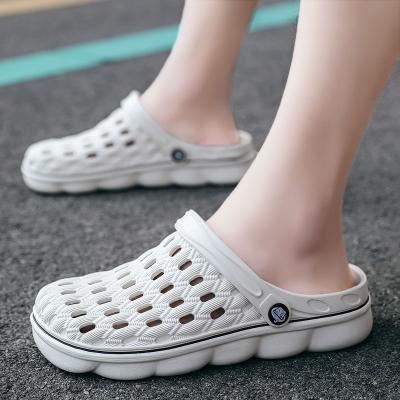 China Lightweight Mens Drag Stream Slippers Sandals Outdoor Garden Beach Sandals Beach Shoes for sale