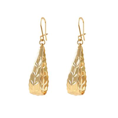 China 99602 XUPING Hot Sale CLASSIC Style Copper Earrings Jewelry Gold Color Leaf Design Teardrop For Women for sale