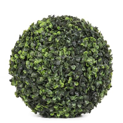 China Newest Best Artificial Green Buxus Boxwood Indoor Outdoor Hanging Garden Grass Ball Decoration Topiary Balls for sale