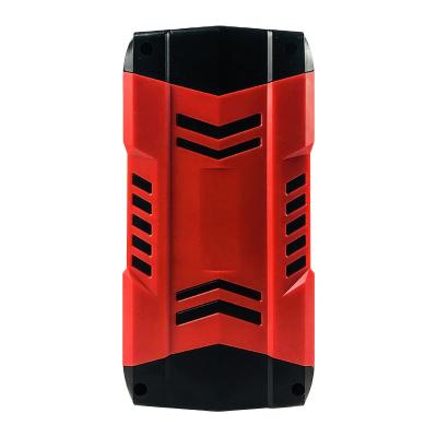 Cina LED Display Large Capacity 12V Car Battery Charger Jump Starter Car Jump Starter Power Bank in vendita