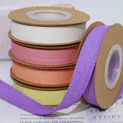 China 2cm FSC Certificate Degradable Paper Ribbon  Eco Wrapping 100% Paper Ribbon for sale