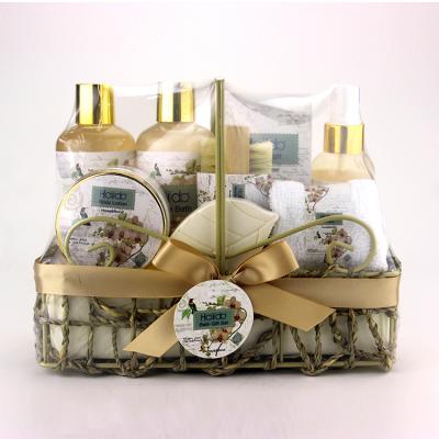 China Cleaning Moisturizing Travel Bath Skin Care Gift Set Travel Set Gift Sets Wholesale for sale