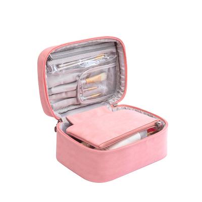 China Fashion Waterproof Nylon Fabric Toiletry Bag Personalized Cute Makeup Cosmetic Bag for sale