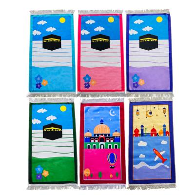 China Muslim Kids Sajadah Kids Prayer Mats Washable Islamic Covers Foldable Prayer Mat Prayer Mat for sale