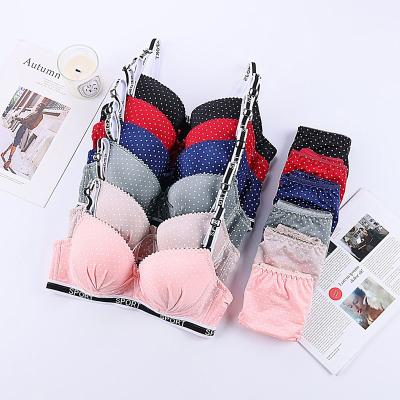 China Comfortable And Breathable Bra Sets Gathered Wire Popular Thin Pump Style Women Big Bra And Panty Women for sale