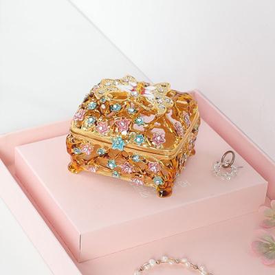 China Home Decoration Making Jewelry Box Jointed Collectible Figures 7.5*6.5*5cm for sale