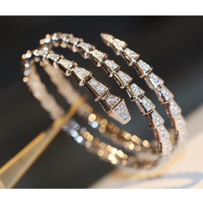 China CLASSIC Women's Fashion Spring Snack Bracelet With Shiny High Carbon Double Drill Buckle Bankle Bracelet for sale