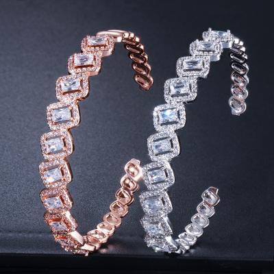 China CLASSIC Women's Bracelets Gifts for Her, Crystal Bracelet Tennis Bracelets for Women's Crystal Jewelery Gifts Birthday Christmas Valentine for sale