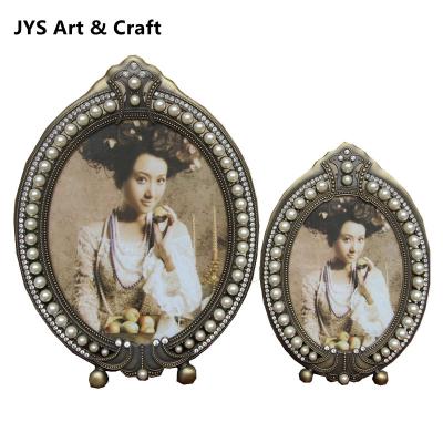 China Home Decoration Picture Frame Pearl Jeweled Vintage Wedding Photo Frame High Definition Antique Glass For Table Top Display, Gold for sale