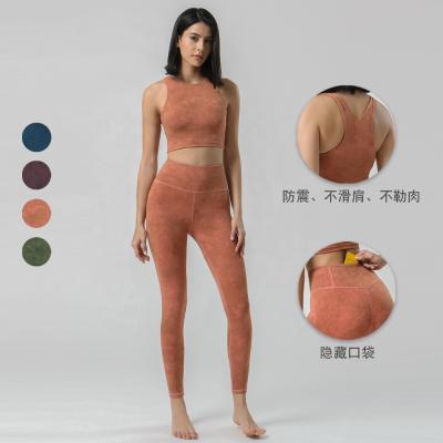 China Anti-Static Women Yoga Set Sports Yoga Bra and Custom Logo Yoga Pants Two Piece Fitness Set Sportswear for sale